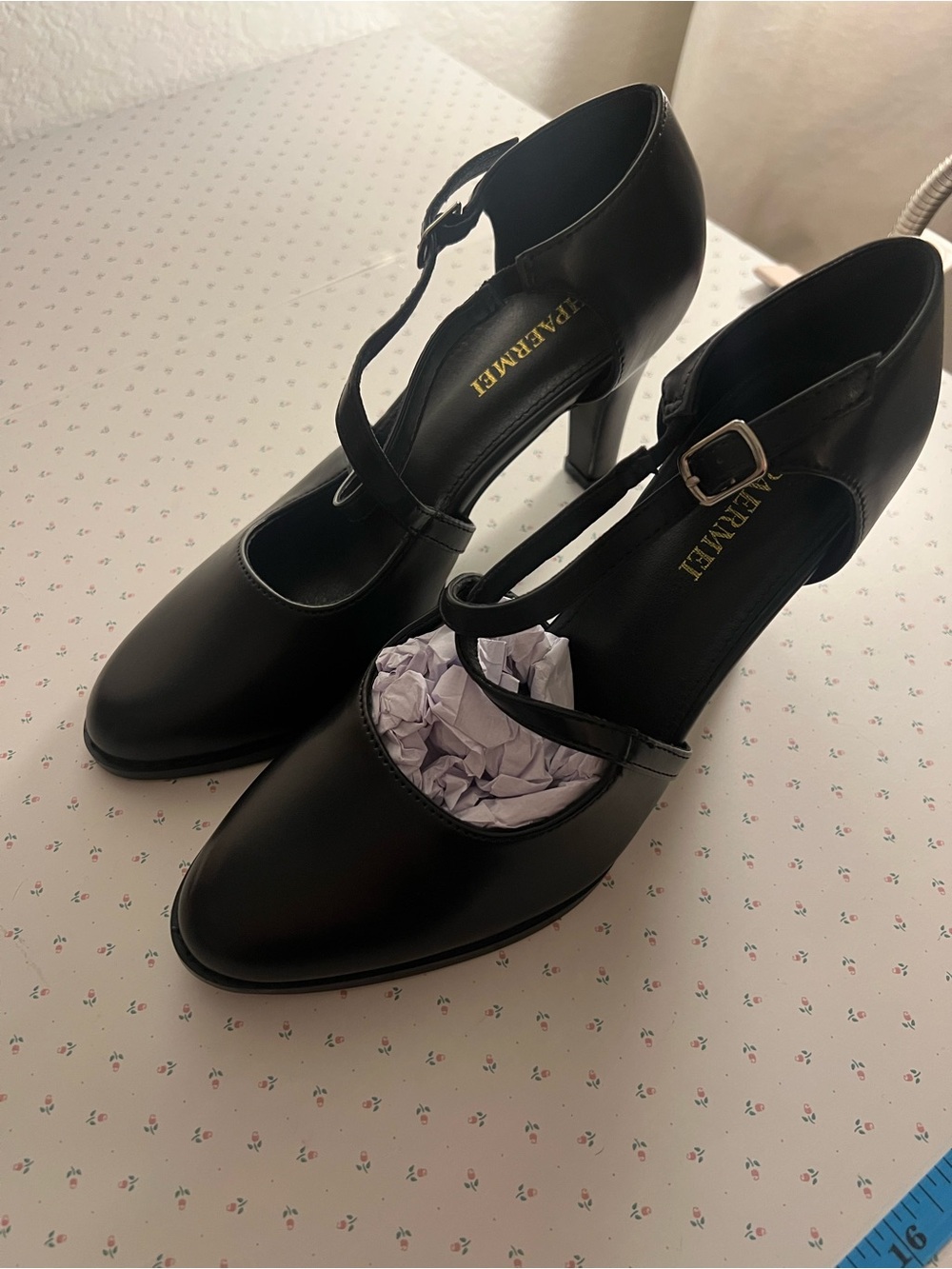 Black T-Strap Mary Jane Heels - Size 6